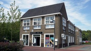Dorphuis de Til, Leek